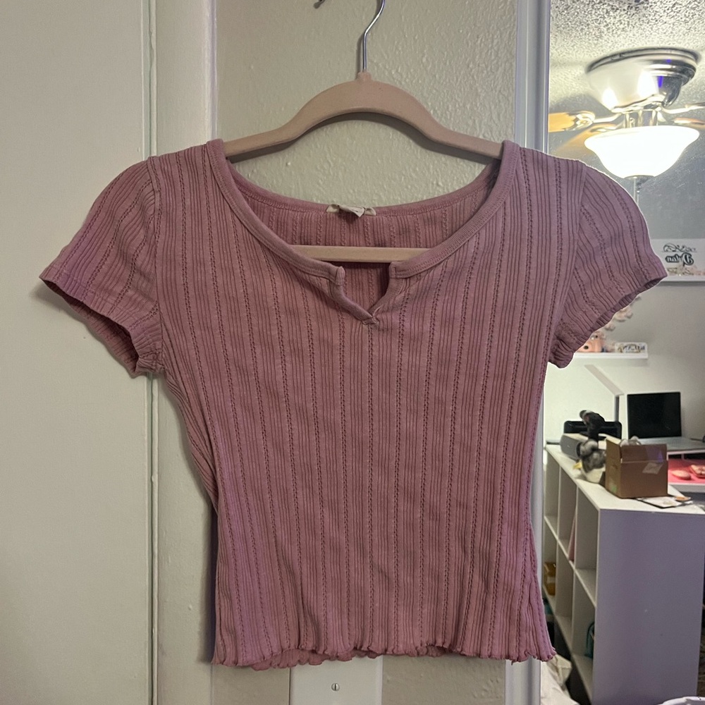 Aeropostale cropped shirt